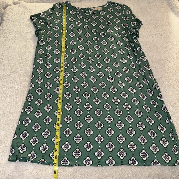 EUC 👗 Loft Short Sleeve Shift Dress - Picture 2 of 8
